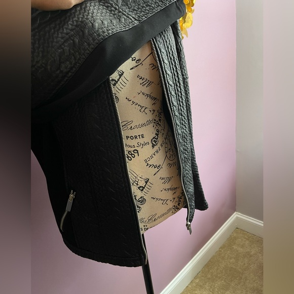 Black Leather Moto Jacket - Picture 4 of 9